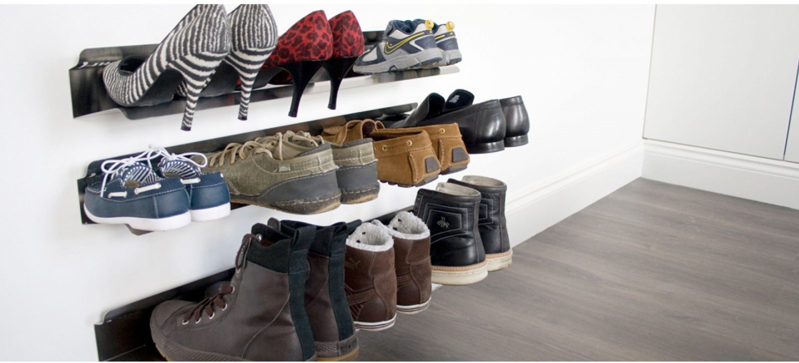 horizontal shoe rack - 700mm, wall mounted shoe rack
