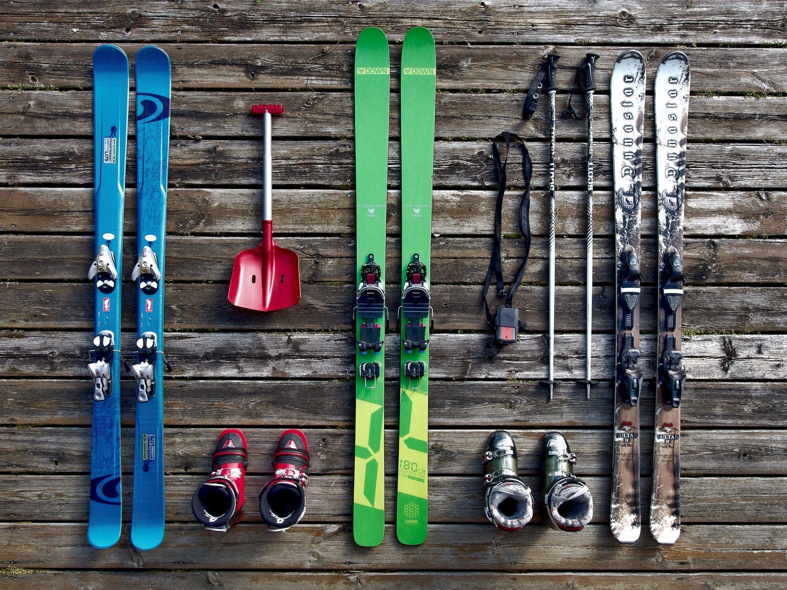 Skis Ski Boots Ski Poles Shovel E1472239591810 