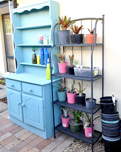 DIY cabinet potting station