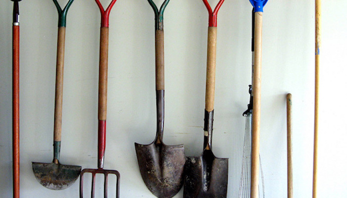 DIY garden tool organizer