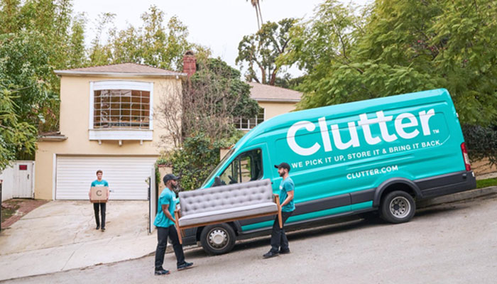 Clutter team helping in moving