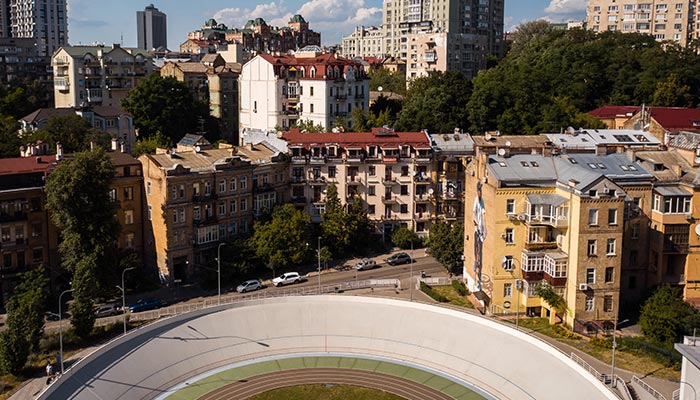 Cycle track in the middle of the city