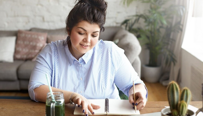 woman preparing a budget