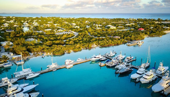 Sunrise luxury yachts in Turks and Caicos