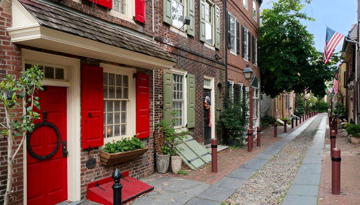 Old street in a neighborhood of Philadelphia