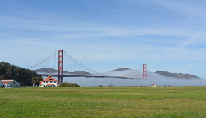 Golden Gate view on a sunny day